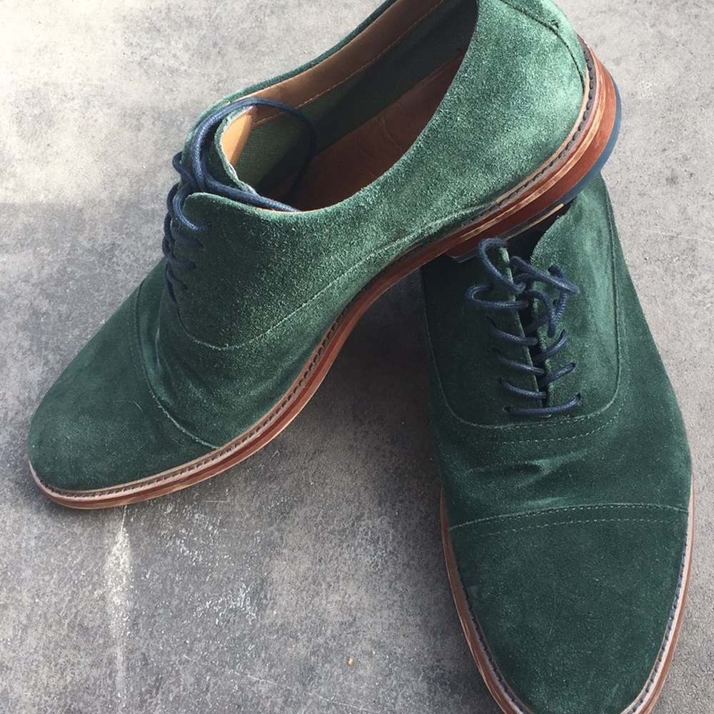 ✨SALE✨Mens shoes - Picture 2 of 3